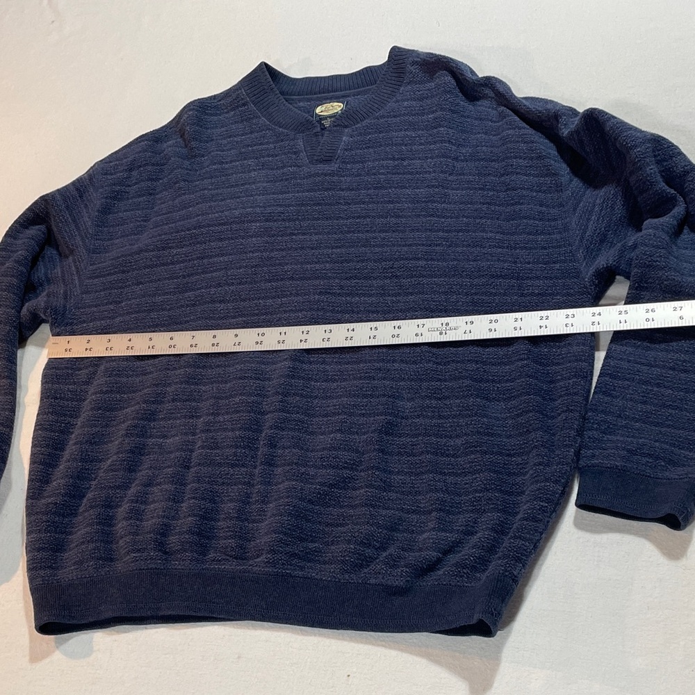 Tommy Bahama Navy Crewneck Sweater Classic Knit Design Relaxed Fit XL - Picture 8 of 12